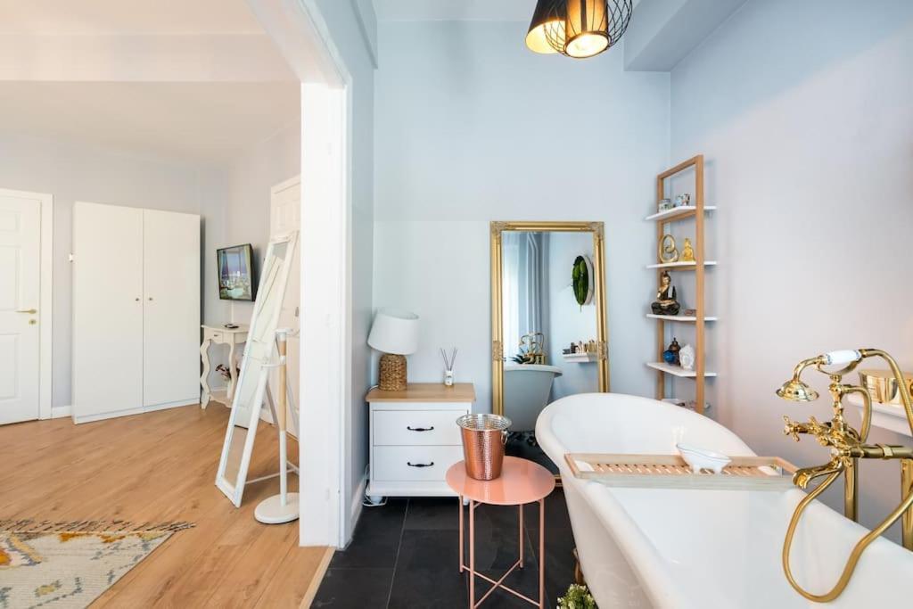 Intercontinental Apart - Massage Terrace Fireplace Boekarest Buitenkant foto
